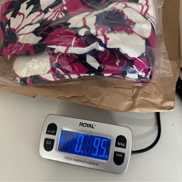 TALBOTS Women's Stretch 5" Short Size 4 NWT Pink Blue White Floral - Picture 12 of 12